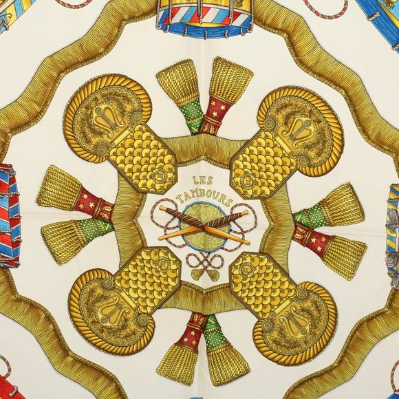 HERMES Carre 90 LES TAMBOURS Scarf Silk Red Auth 59263 - Picture 6 of 16